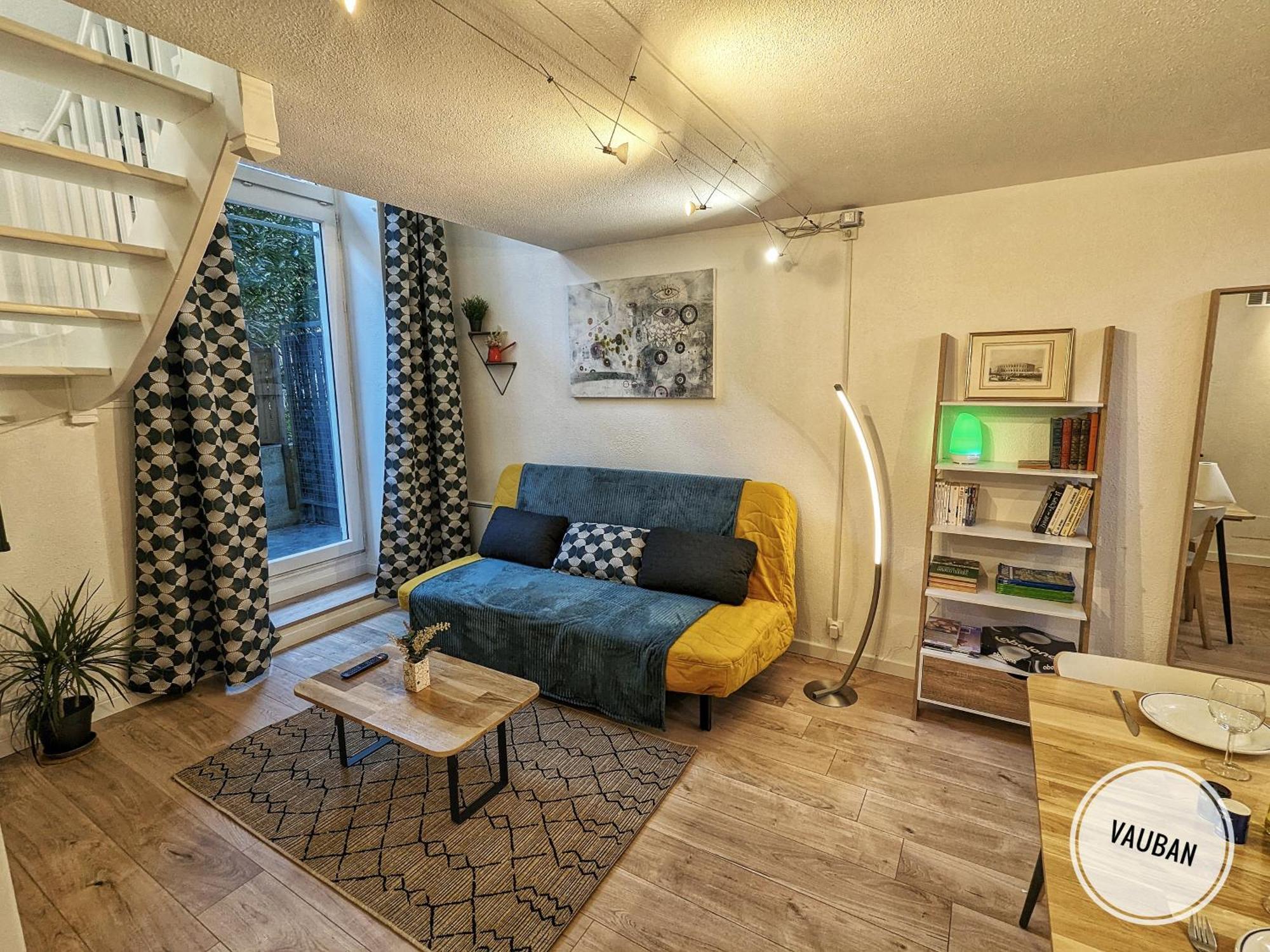 Douceur Nimoise En Centre Ville - Rdc Et Exterieur Nimes Bagian luar foto